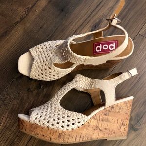 POP Lily wedges, size 10, NEW